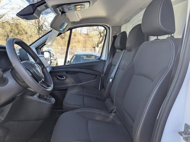 RENAULT Trafic Fg VUL d’occasion à vendre à GAP chez SNMA (Photo 9)